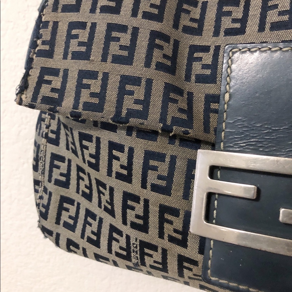 FENDI Zucchini Baguette Navy vintage bag - Picture 3 of 12